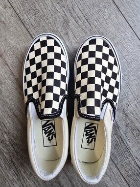 New Vans Classic Slip-On Sneaker Size W 5.5 M 4.0